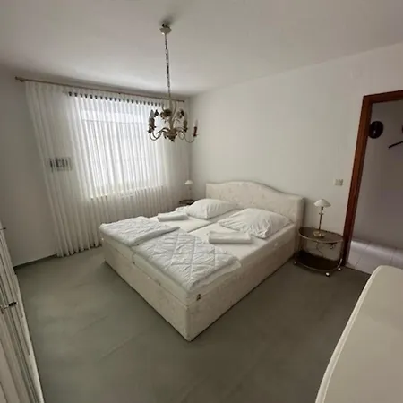 Kampweg 1 Nr 3